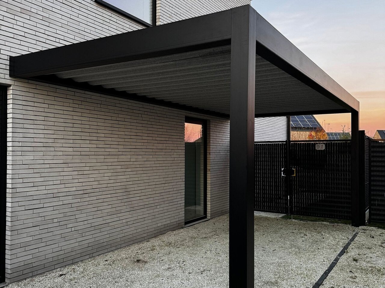 Carport als überdachter Stellplatz für Fahrzeuge