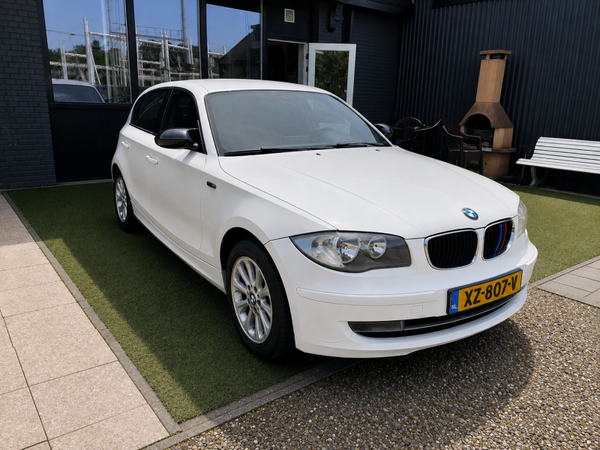 BMW 1-serie 116i Introduction
