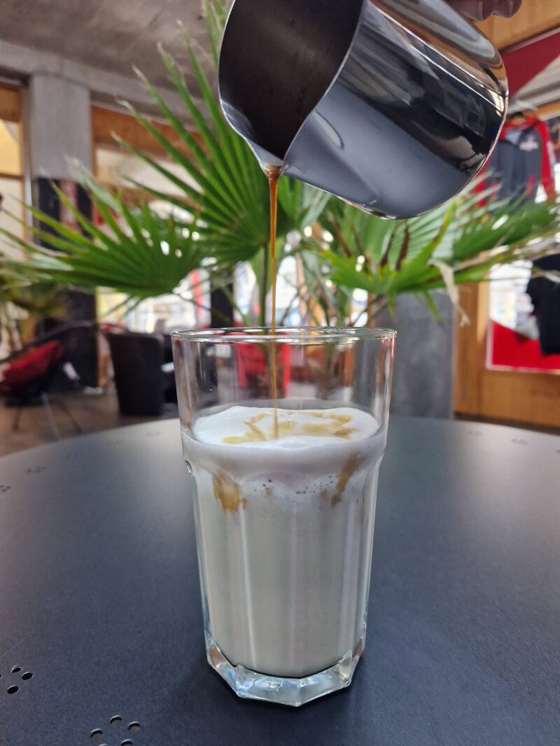 shake_toffee-standard-w4apah.jpg