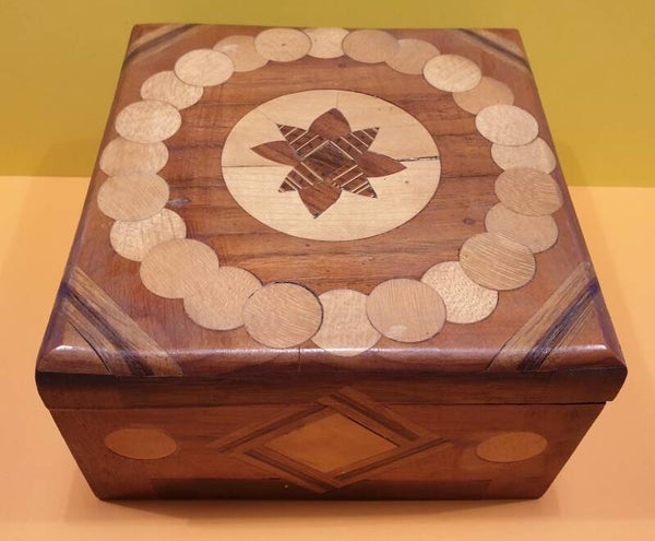 Holz Schatulle Intarsien