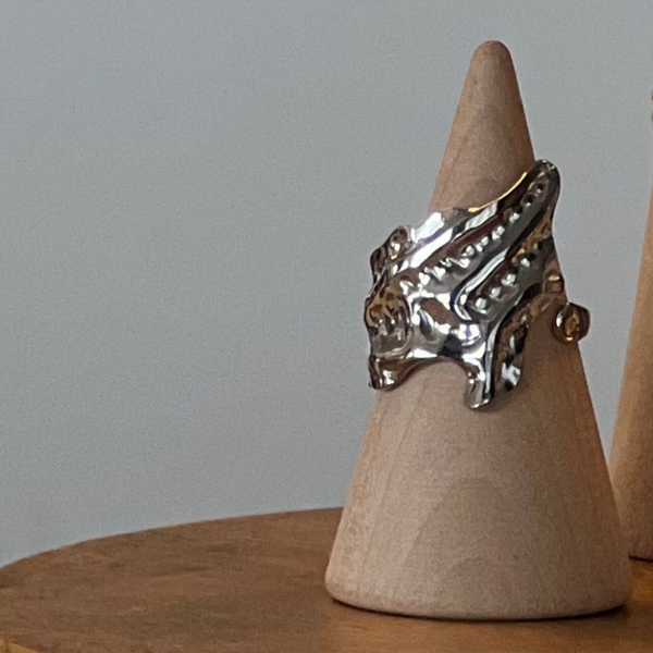 Swirl ring