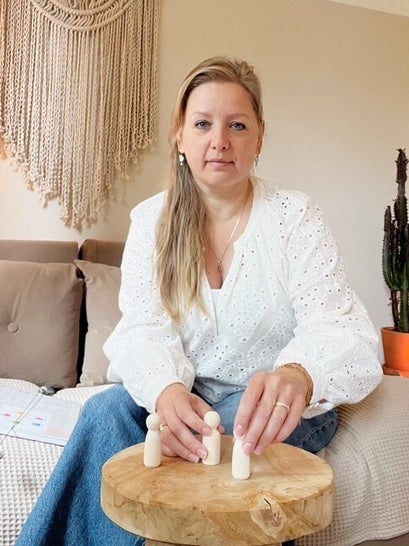 Ervaren therapeut die werkt met holistische aanpak en afgestemd op jouw lichaam voor jouw welzijn