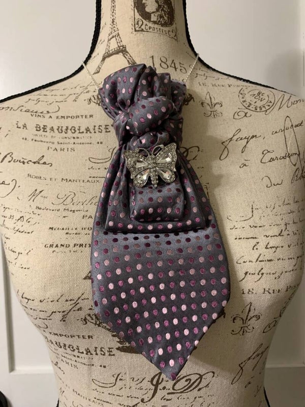Exquisite handmade ladies tie