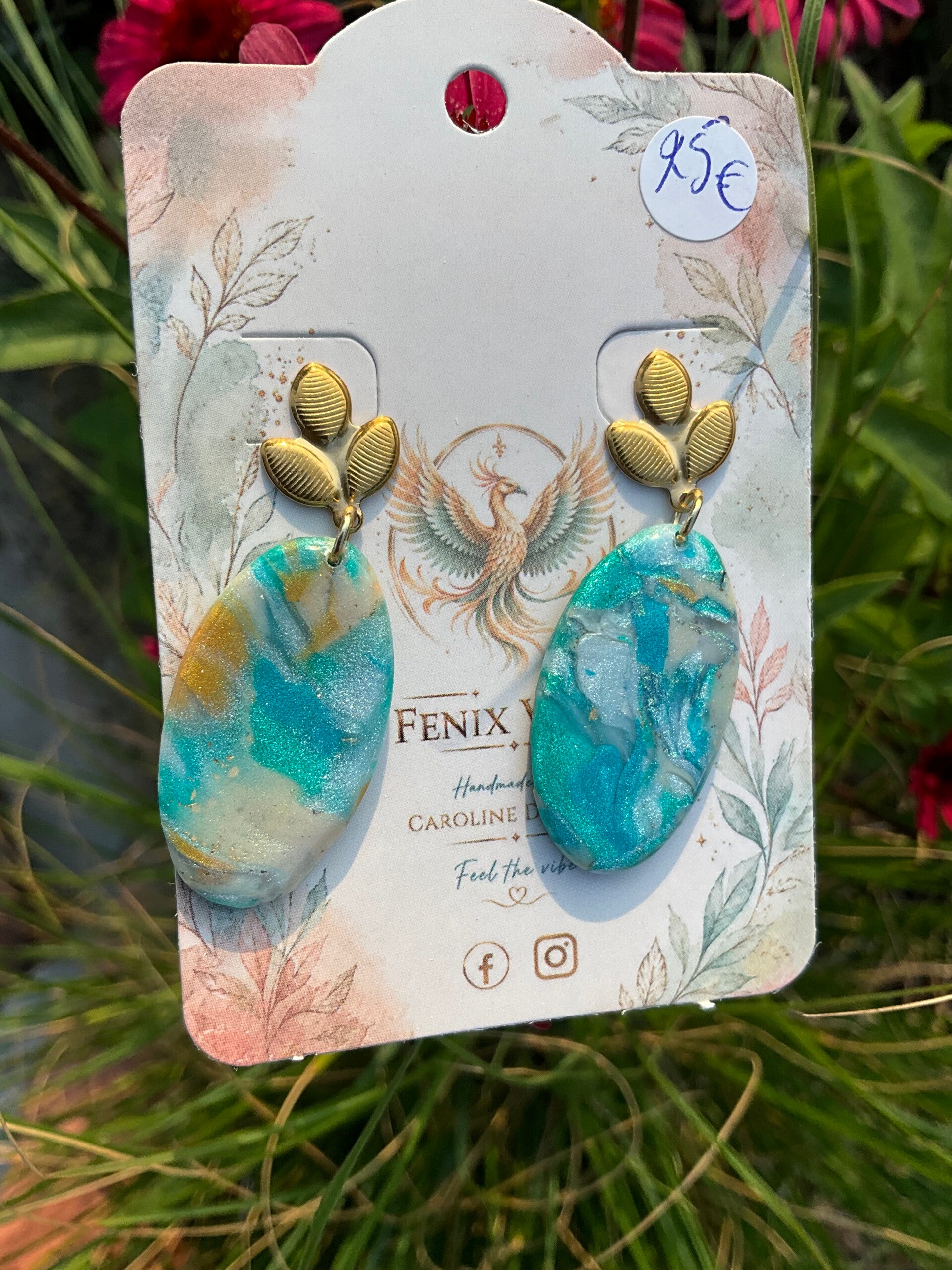 Turquoise ovaal met messing oorsteker