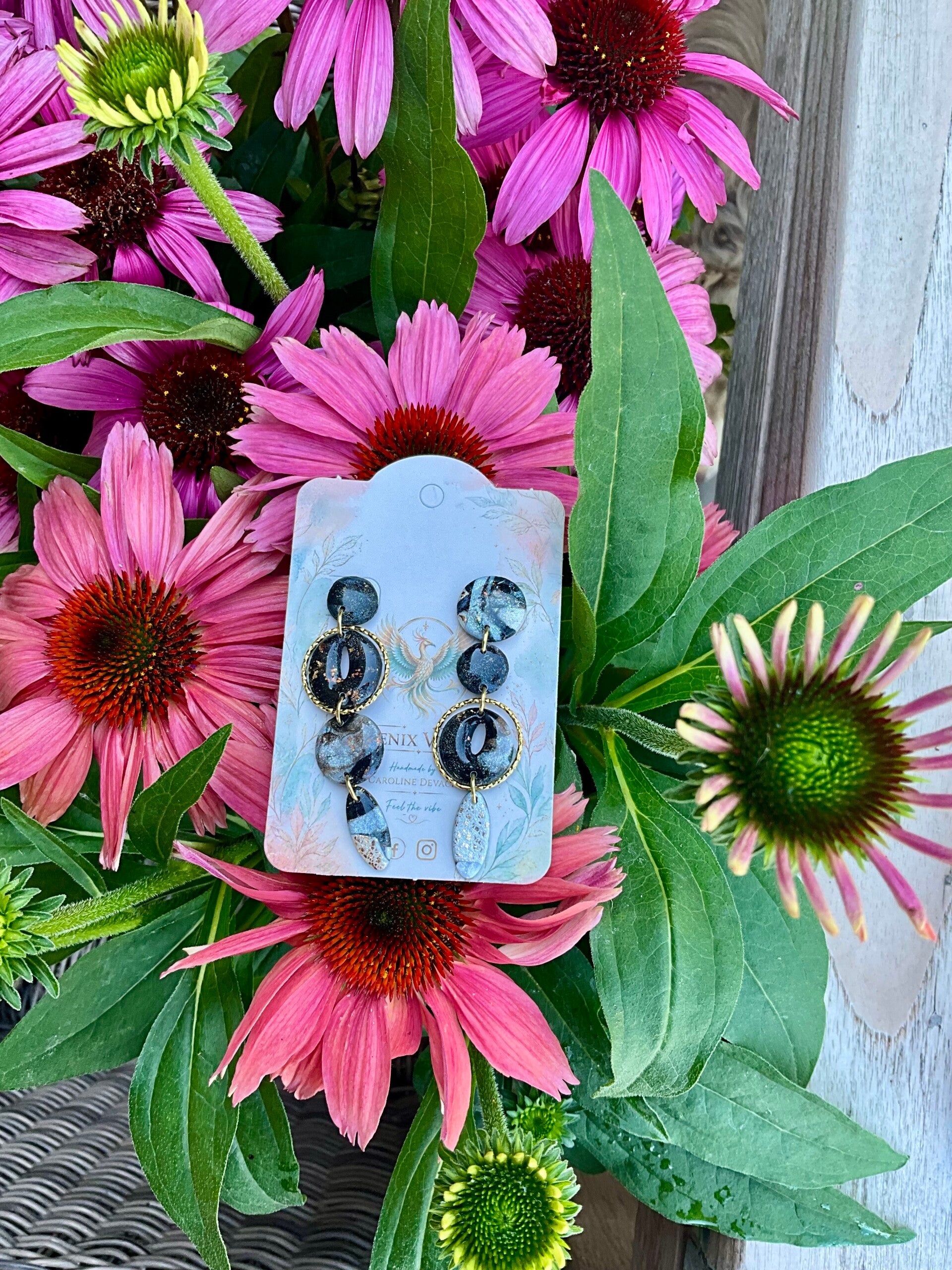 Black vibes marbled swing