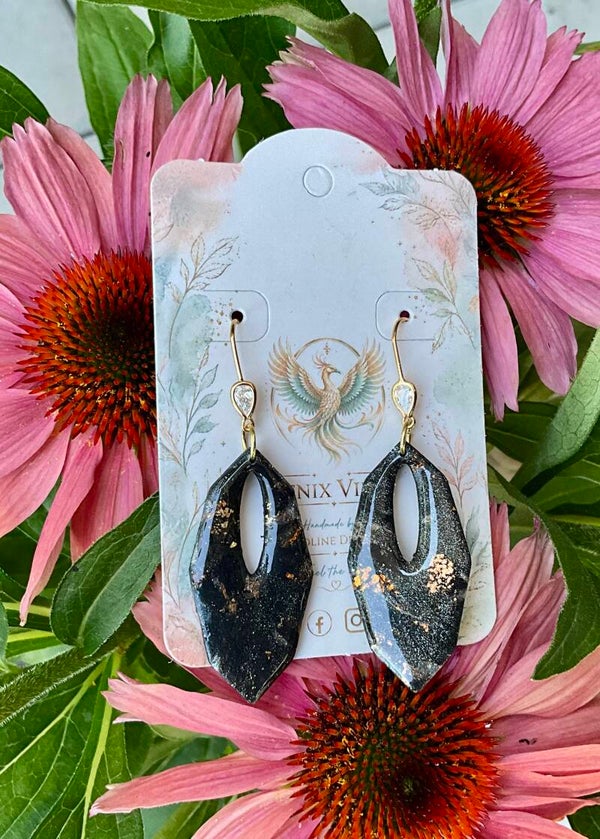 Black marbled Gloria met 18 k verguld oorhaakje