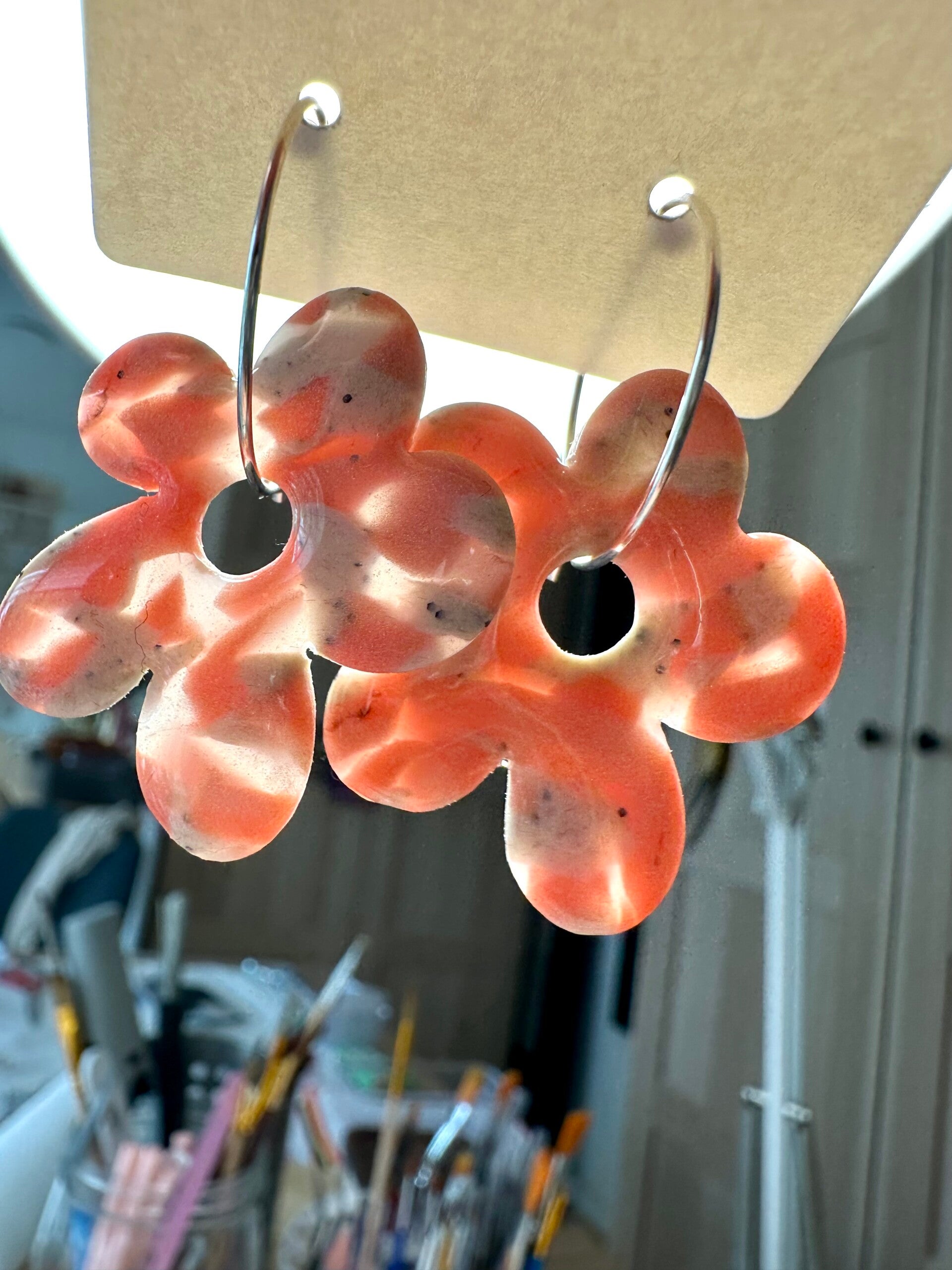 Rose nacré flower on a hoop