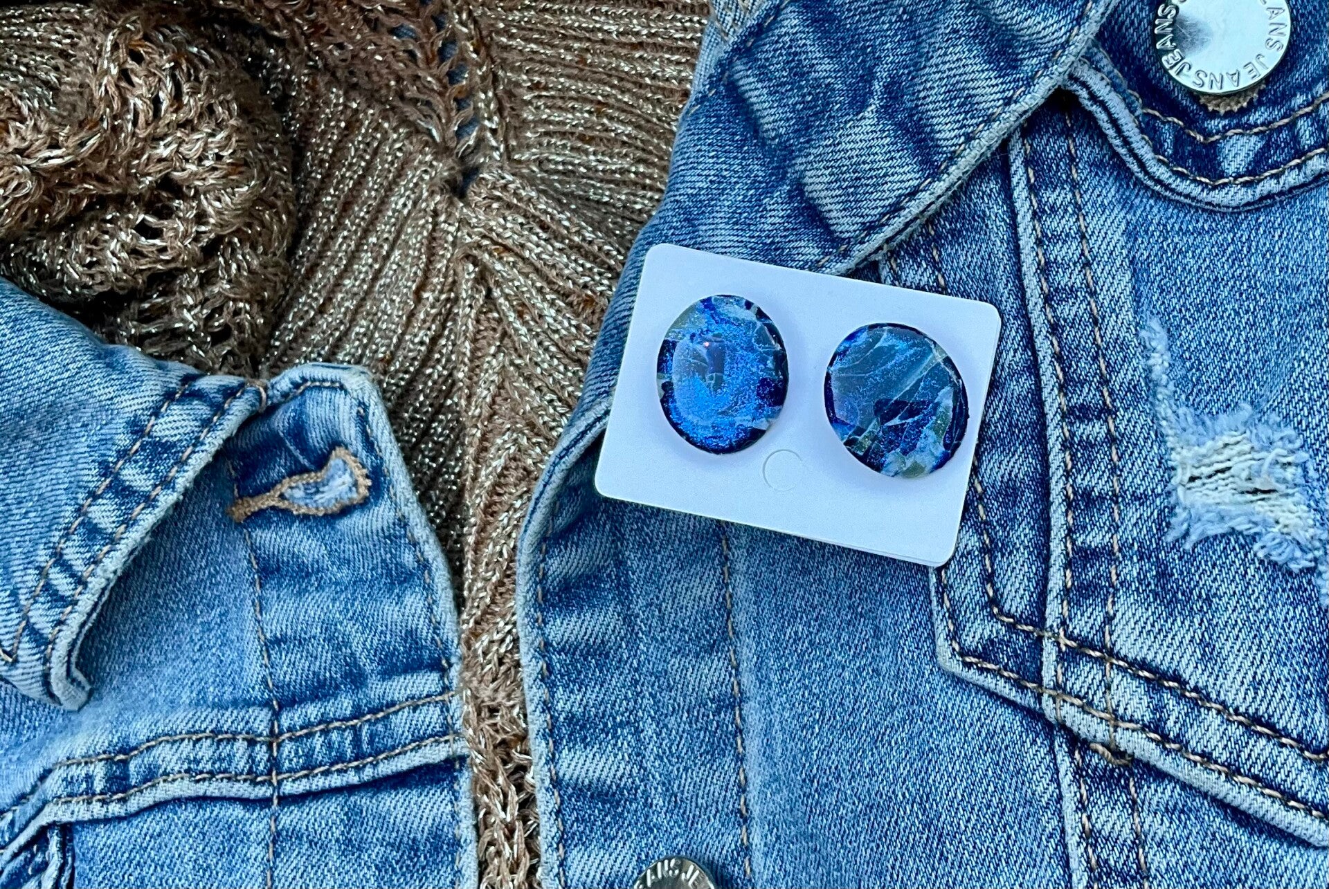 Blue Marble stud ovaal