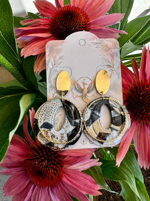 Black Madagaskar Séraphine met gouden ring