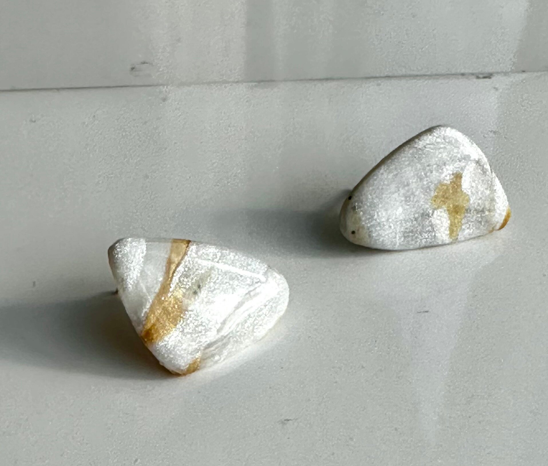 marble studs ovaal