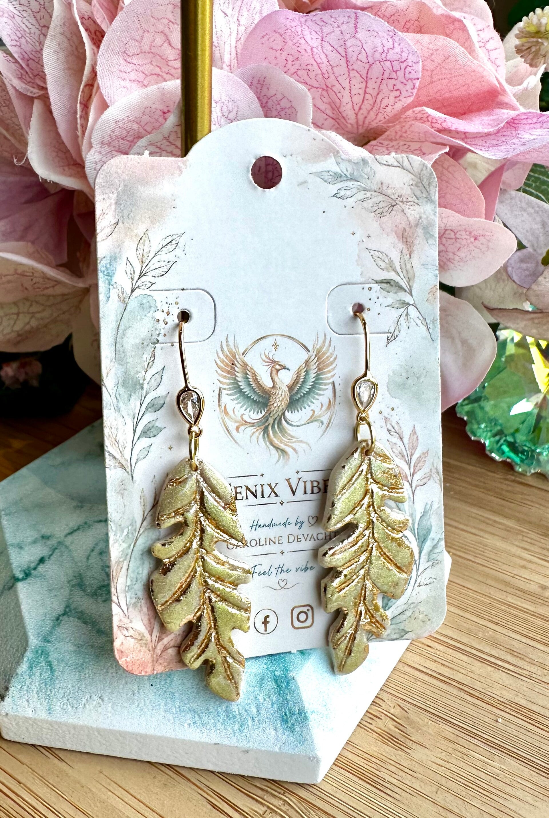 Golden feather green glow