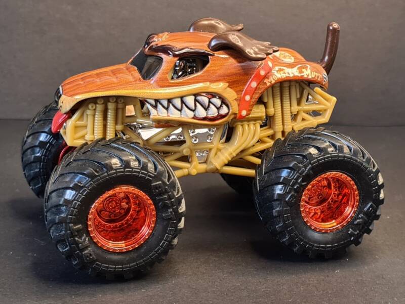 Monster Mutt