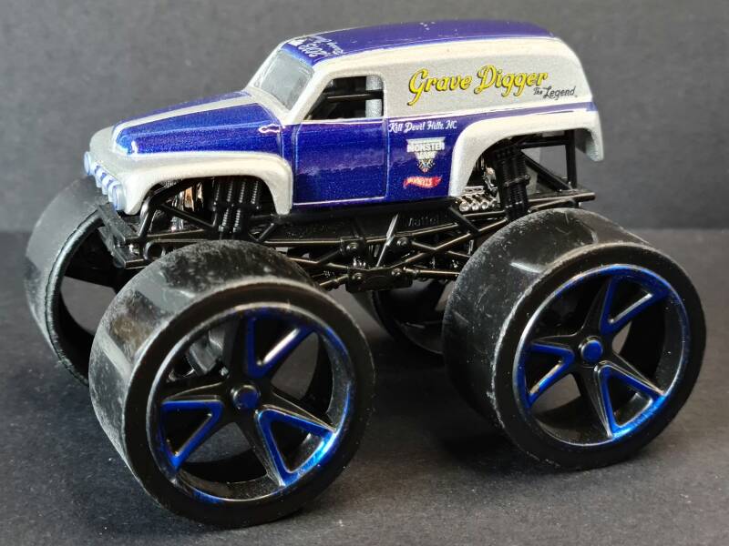 Grave Digger The Legend