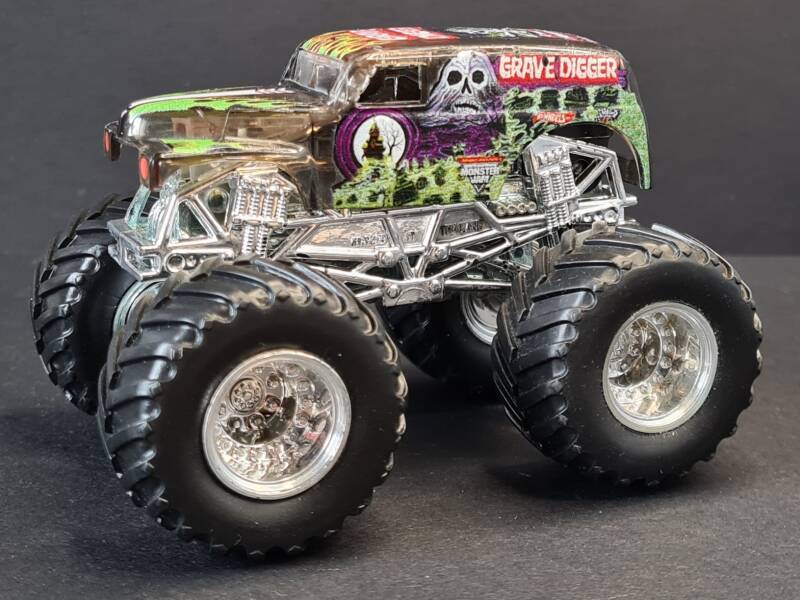 Grave Digger - X-Rays