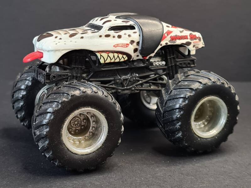 Monster Mutt
