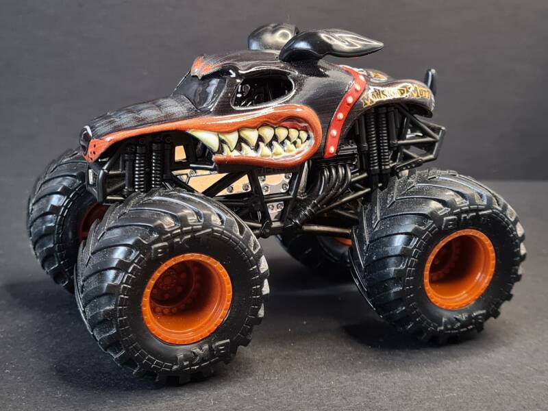 Monster Mutt Rottweiler