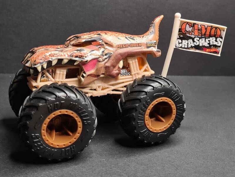 Mega Wrex - Camo Crashers