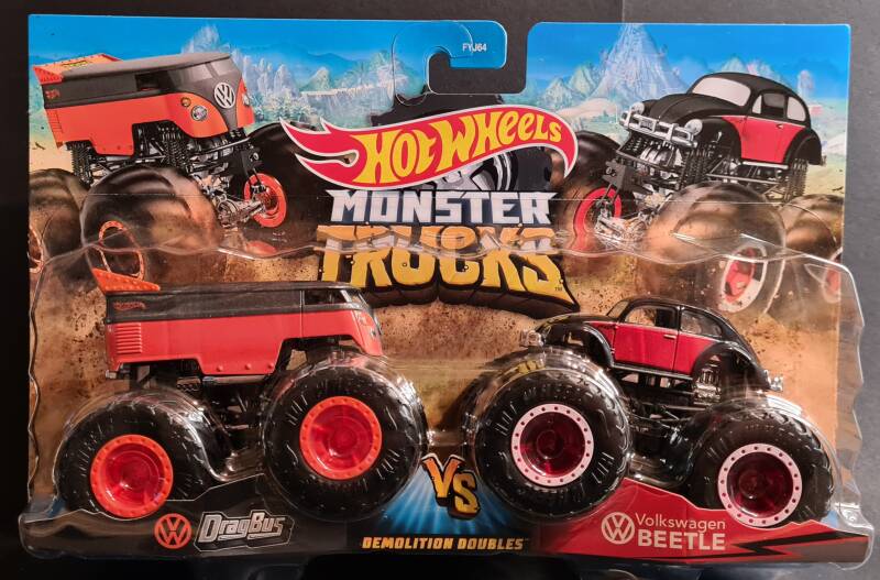 DragBus And Volkswagen Beetle - Demolition Doubles