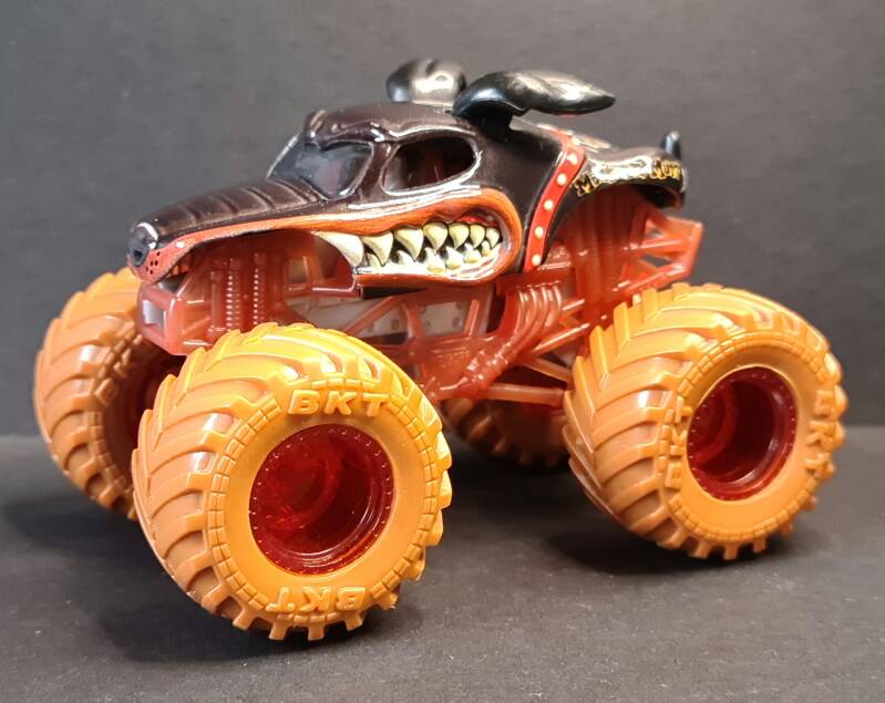 Monster Mutt Rottweiler