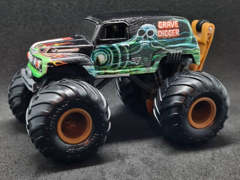 Grave Digger - Wheelie Bar