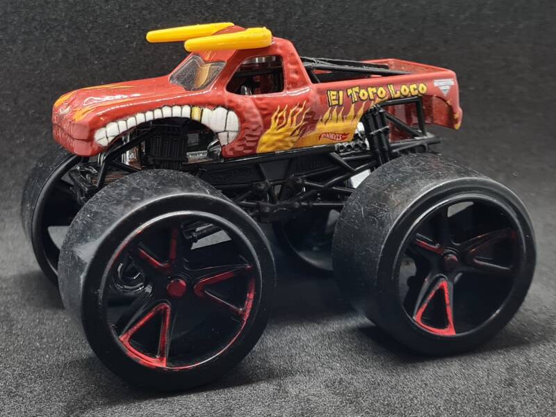 El Toro Loco - Track Ace's