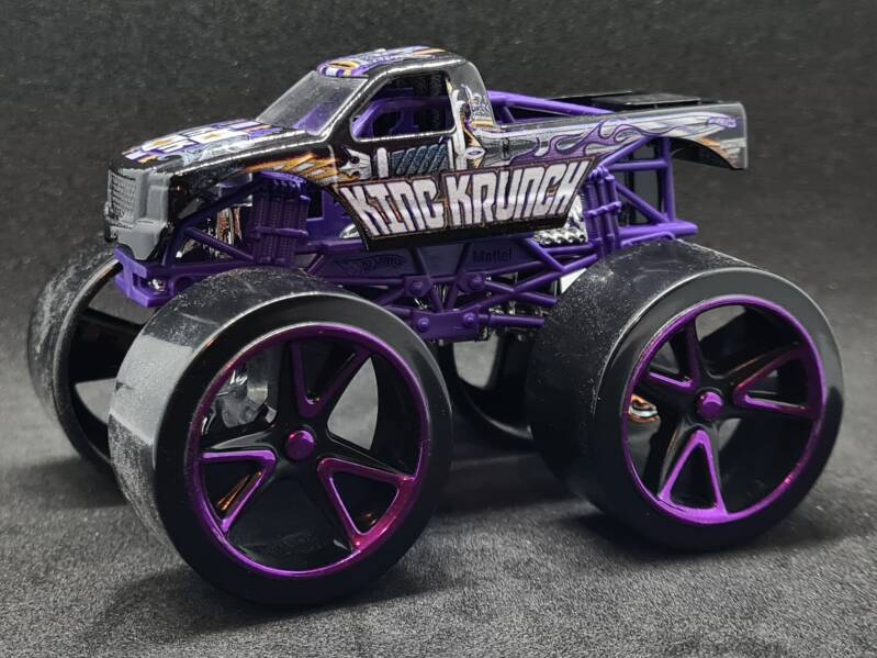 Ling Krunch - Track Ace's