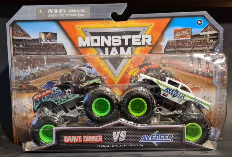 Grave Digger Vs Avenger - Series 25