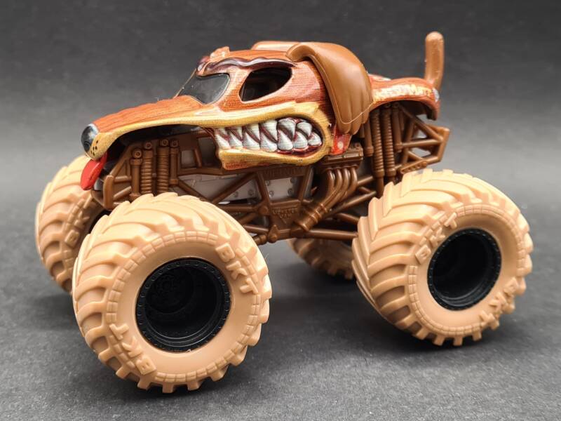 Monster Mutt