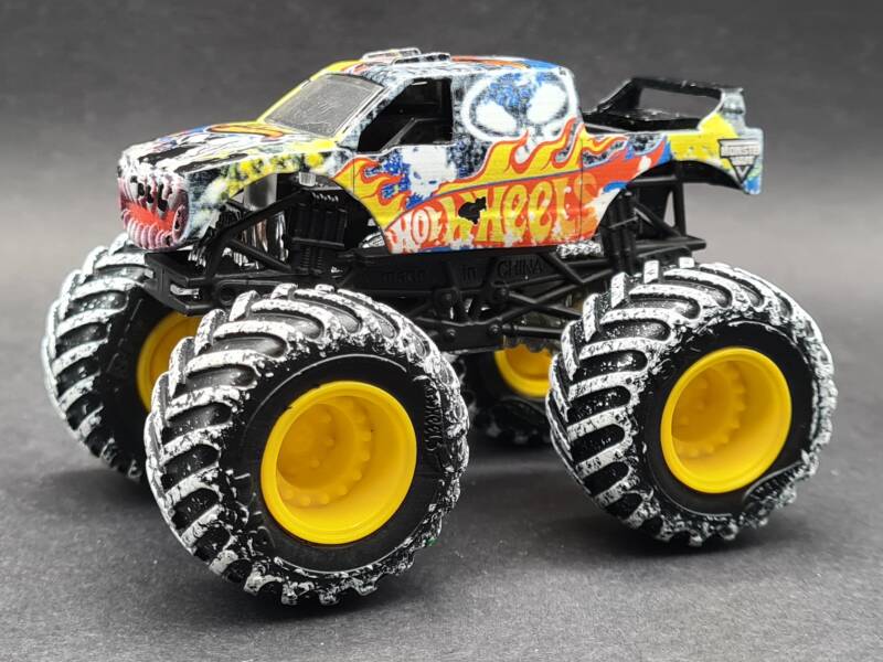 Hot Wheels - Snow Tyres