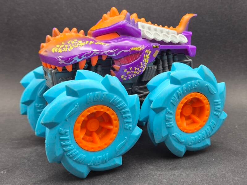 Mega-Wrex - Twisted Treads