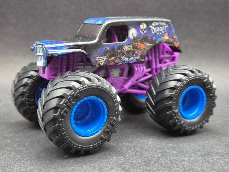 Son-Uva Digger - Series 36