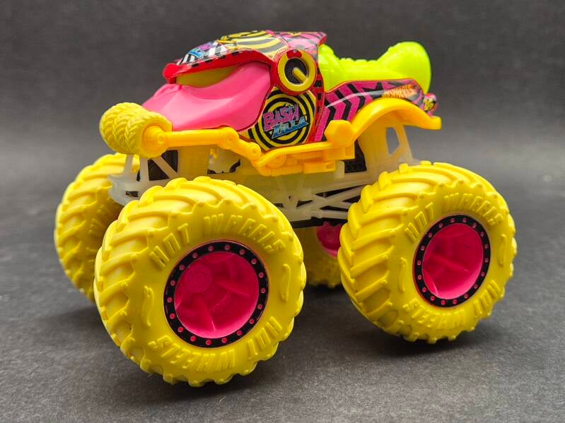 Bash Zilla - Glow In The Dark