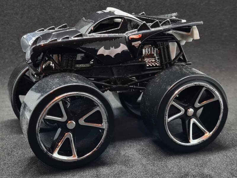 batman-6-standard.jpg