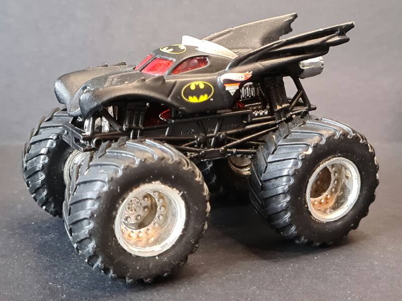 batman-red-window-standard.jpg