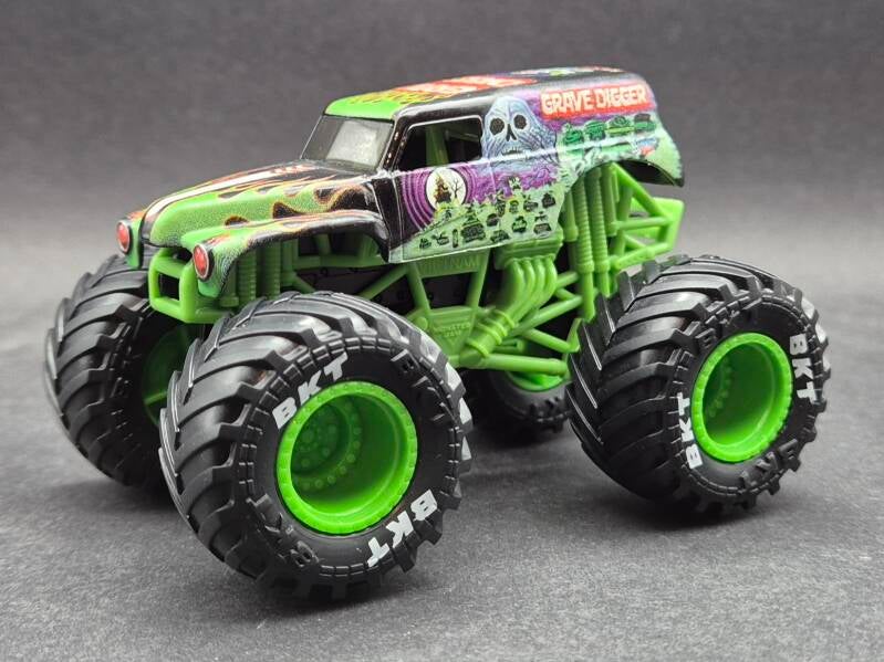 Grave Digger - Race Car Set