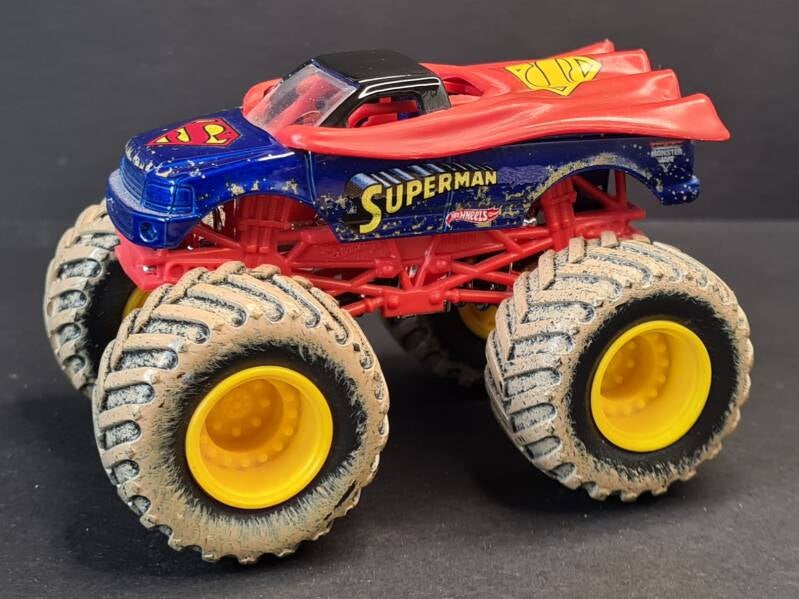 superman-standard-yhfqb7.jpg