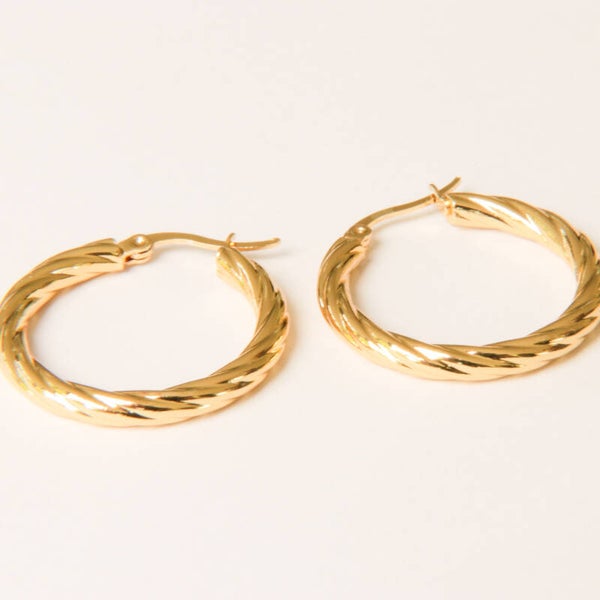 Double Twisted Hoops met hefboomsluiting