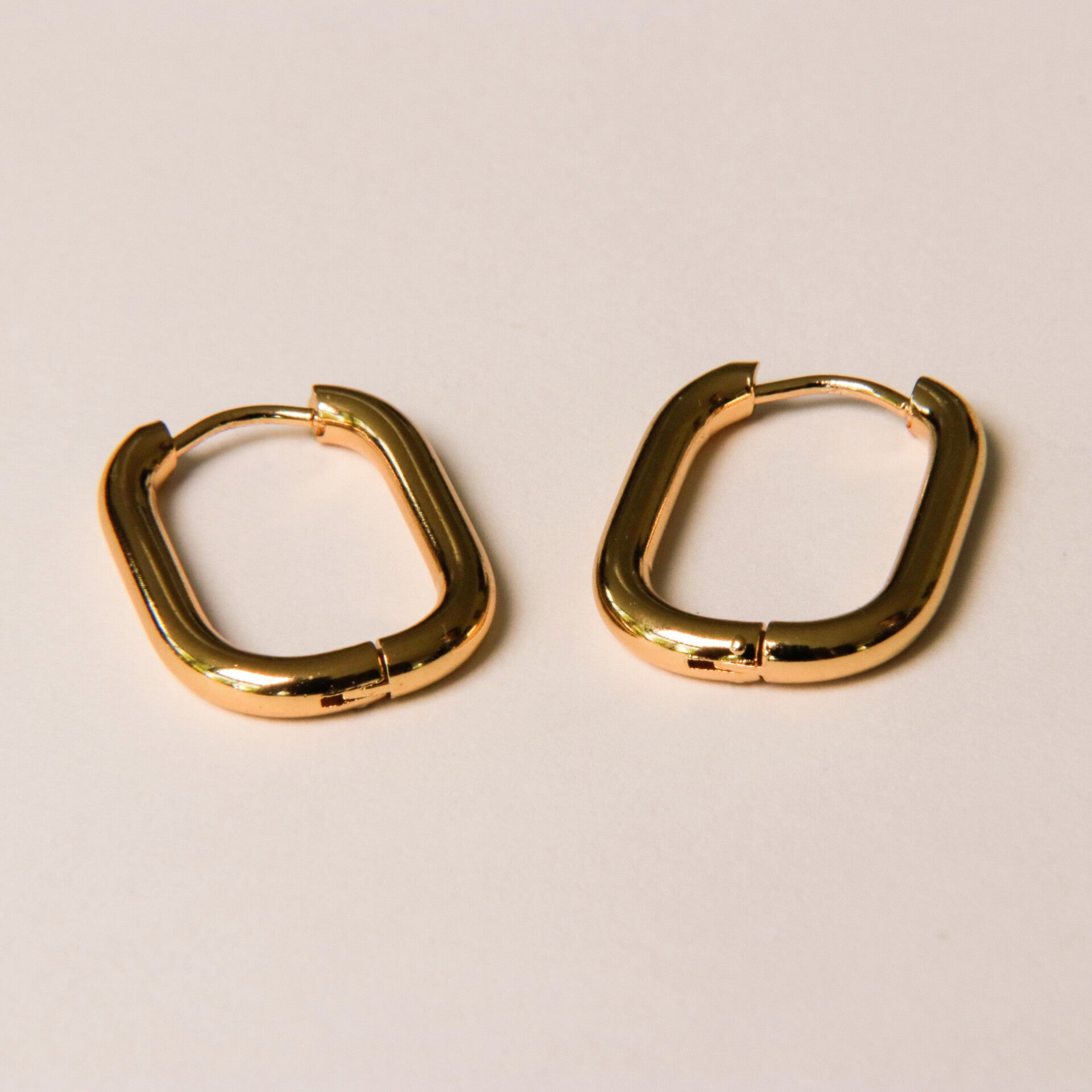 Oval Hoops Hinged Small