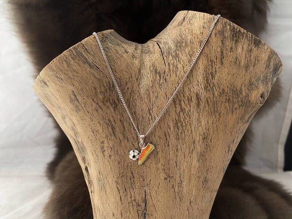 Stoere ketting met voetbal