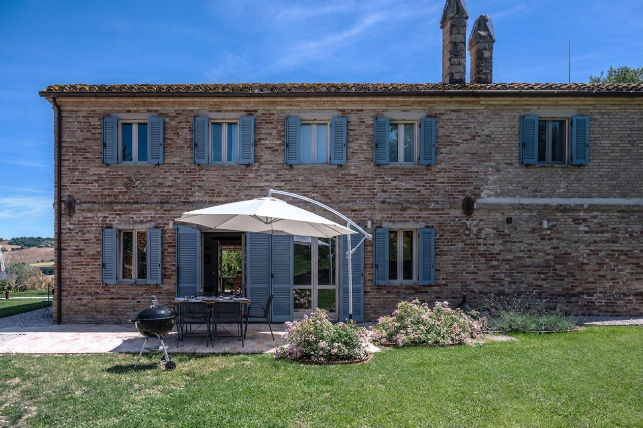 North west side of Casale Oleandri with the second outside dining area 
