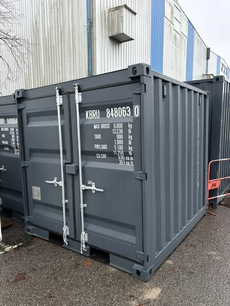 8-Fuß-Trockencontainer – KBRU 848063/0