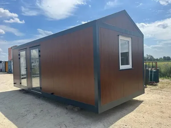 Modularer Container 21 m² – 2 Zugänge