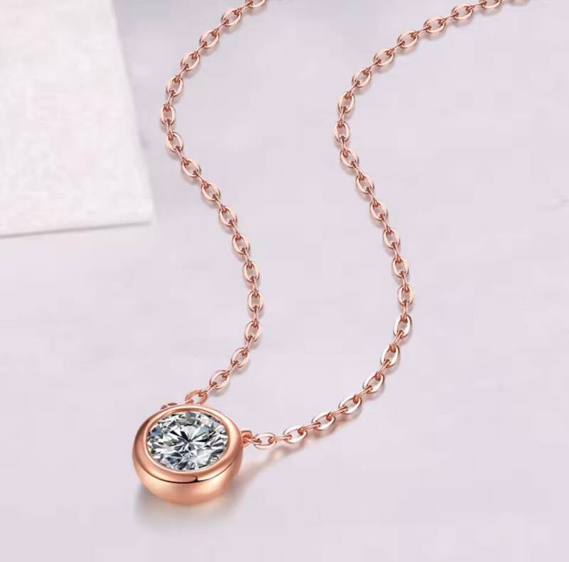 pendentif vermeil avec diamant 1 carat