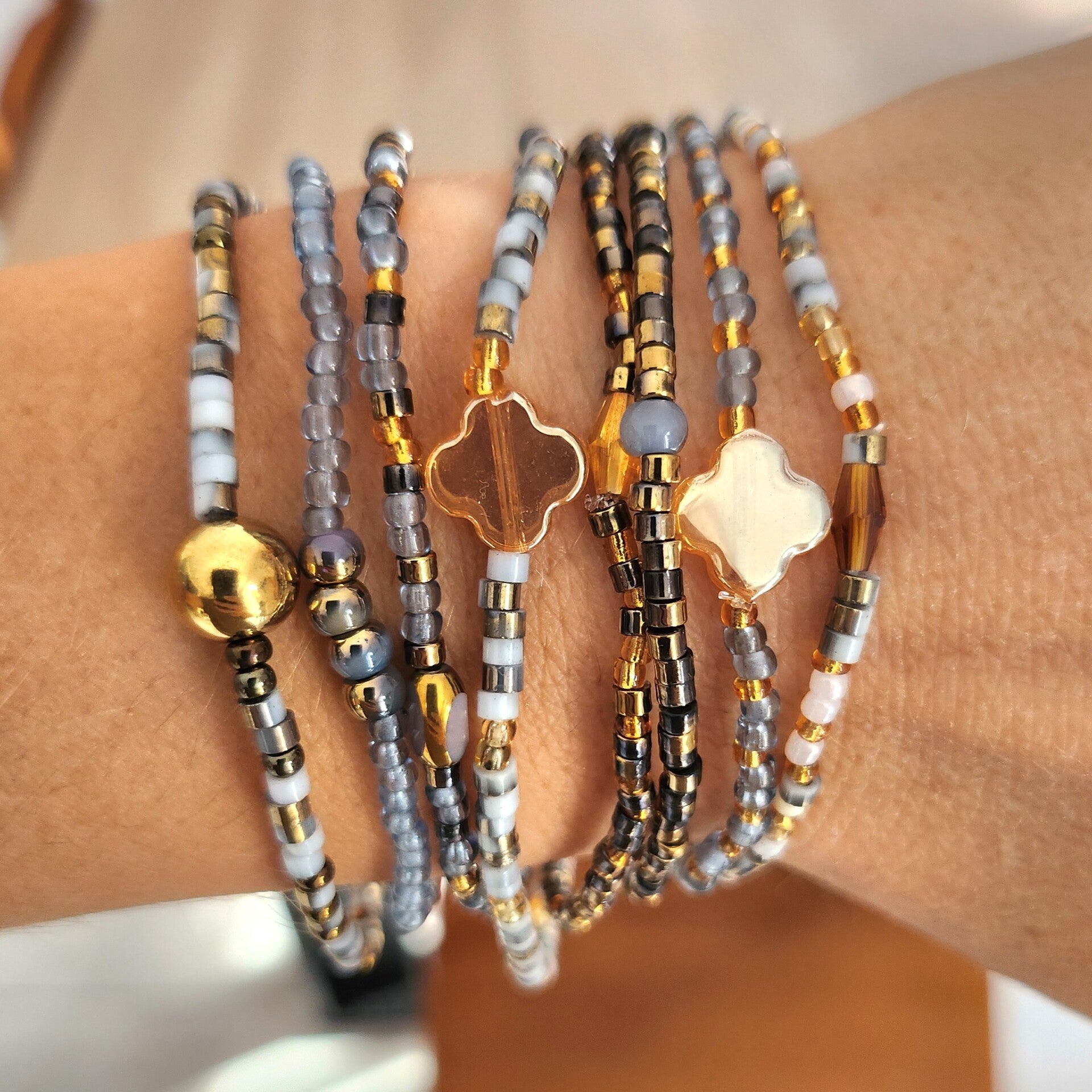 Les bracelets rocailles