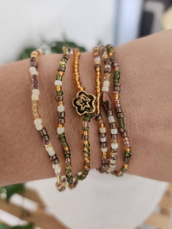 Les bracelets rocailles