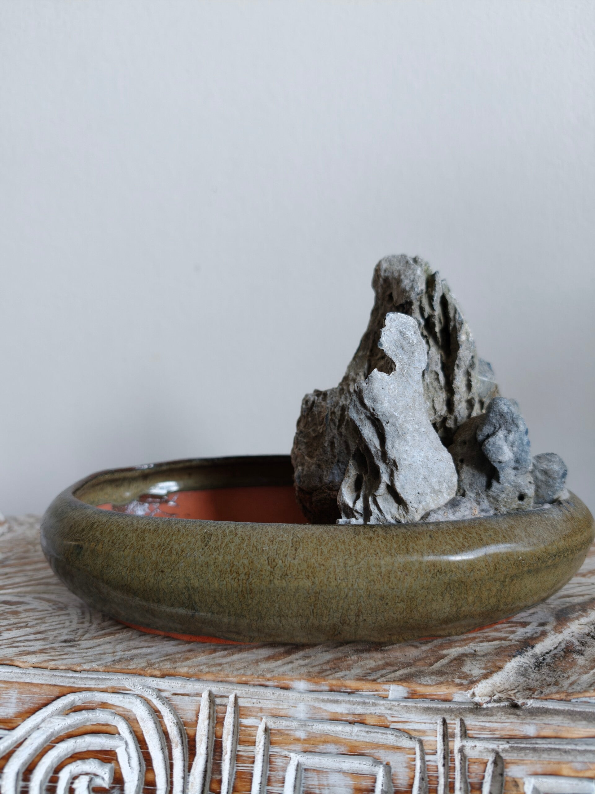 Bonsai pot met rots 23 x 15.5 ovaal