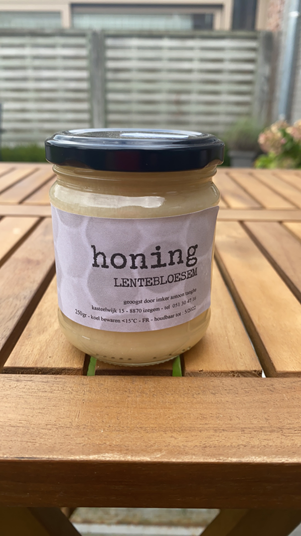 honing lentebloesem 250g.