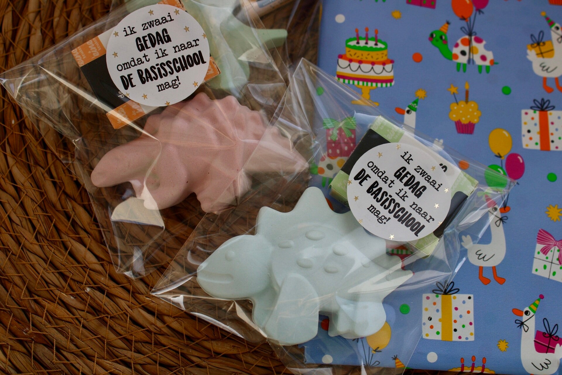 Dino stoepkrijt traktatie