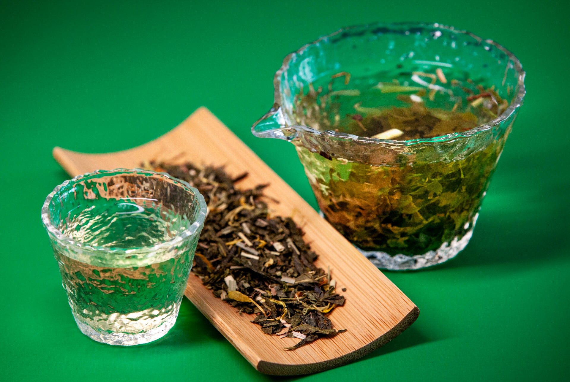 Awaken Essence - Bio