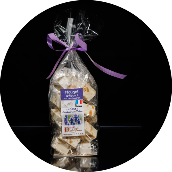 Zakje van 200 g zachte nougat met lavendelbloem van La Drome Verp 12